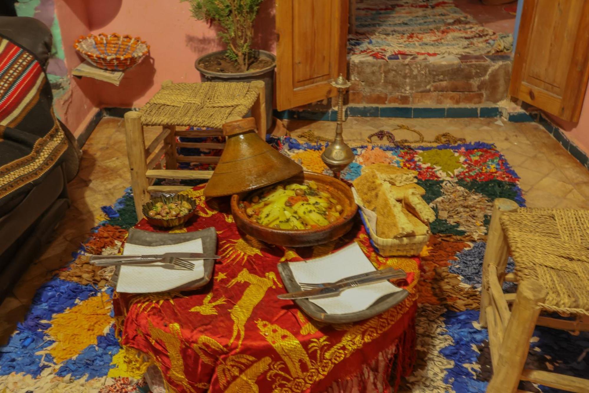 Dar Bejmate - Chez Hassan Apartment Tacheddirt Luaran gambar